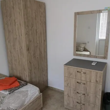 Apartment Elvira *