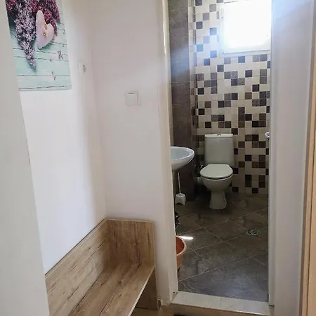 Apartment Elvira *