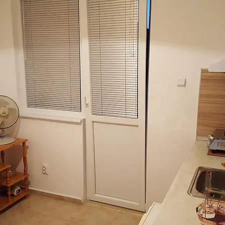 Apartment Elvira *